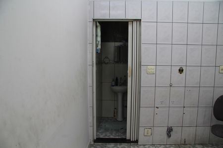 Casa à venda com 260m², 2 quartos e 3 vagasBanheiro de Serviço