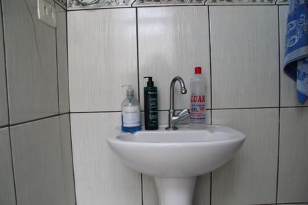 Casa à venda com 260m², 2 quartos e 3 vagasBanheiro de Serviço