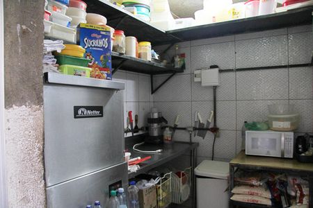 Casa à venda com 260m², 2 quartos e 3 vagasCozinha 