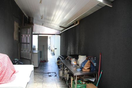 Casa à venda com 260m², 2 quartos e 3 vagascorredor acesso ao ssalão comercial 