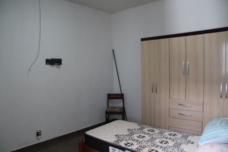 Casa à venda com 260m², 2 quartos e 3 vagasSuíte 