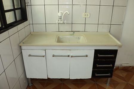 Casa para alugar com 2 quartos, 45m² em Jardim do Colegio, Embu das Artes