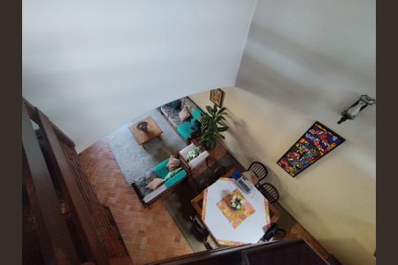 Casa à venda com 350m², 3 quartos e 6 vagasSala