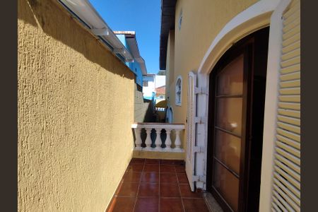 Casa à venda com 350m², 3 quartos e 6 vagasVaranda 