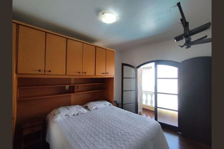 Casa à venda com 350m², 3 quartos e 6 vagasSuíte 3