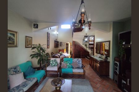 Casa à venda com 350m², 3 quartos e 6 vagasSala 