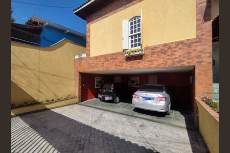 Casa à venda com 350m², 3 quartos e 6 vagasGaragem