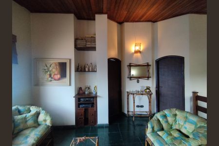 Casa à venda com 350m², 3 quartos e 6 vagasSala 