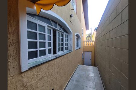 Casa à venda com 350m², 3 quartos e 6 vagasQuintal 