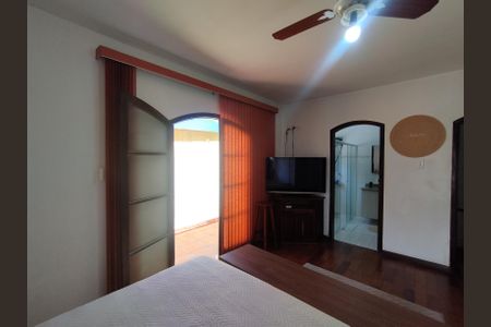 Casa à venda com 350m², 3 quartos e 6 vagasSuíte 1