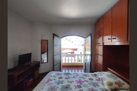 Casa à venda com 350m², 3 quartos e 6 vagasSuíte 2