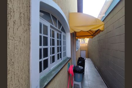 Casa à venda com 350m², 3 quartos e 6 vagasQuintal 