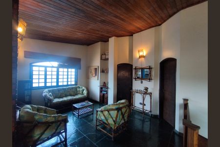 Casa à venda com 350m², 3 quartos e 6 vagasSala 