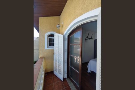 Casa à venda com 350m², 3 quartos e 6 vagasVaranda da Suíte 3