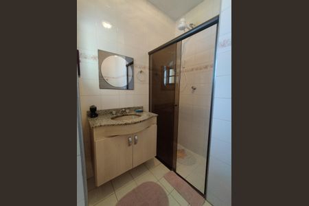 Casa à venda com 350m², 3 quartos e 6 vagasBanheiro - torneira