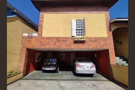 Casa à venda com 350m², 3 quartos e 6 vagasGaragem
