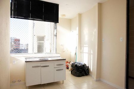 Apartamento à venda com 74m², 2 quartos e sem vagaCozinha + Área de Serviço