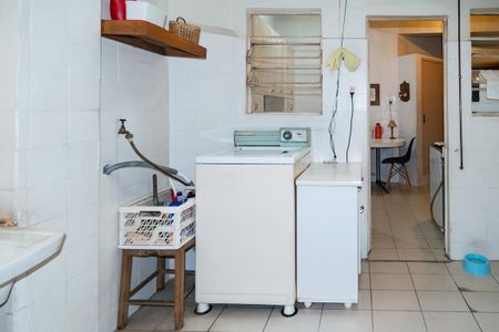 Apartamento à venda com 120m², 3 quartos e sem vagaÁrea de Serviço