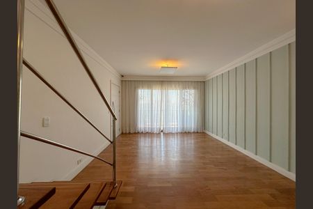 Apartamento para alugar com 315m², 5 quartos e 3 vagasSala