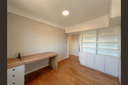 Apartamento para alugar com 315m², 5 quartos e 3 vagasEscritório