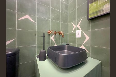 Apartamento para alugar com 315m², 5 quartos e 3 vagasBanheiro