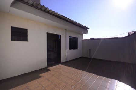 Casa à venda com 358m², 4 quartos e 5 vagas Casa à venda com 358m², 4 quartos e 5 vagasÁrea de Serviço