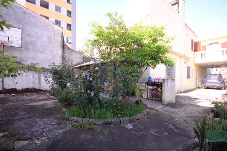 Casa à venda com 358m², 4 quartos e 5 vagas Casa à venda com 358m², 4 quartos e 5 vagasQuintal/ Edícula (1quarto,1banheiro,1cozinha)