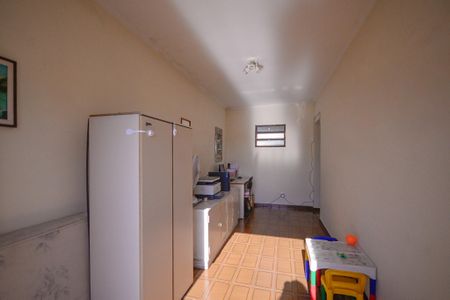 Casa à venda com 358m², 4 quartos e 5 vagas Casa à venda com 358m², 4 quartos e 5 vagasEscritório