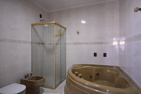 Casa à venda com 358m², 4 quartos e 5 vagas Casa à venda com 358m², 4 quartos e 5 vagasBanheiro - Quarto 1