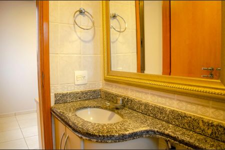 Apartamento para alugar com 112m², 3 quartos e 2 vagasBanheiro da Suíte 2