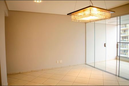 Apartamento para alugar com 112m², 3 quartos e 2 vagasSala