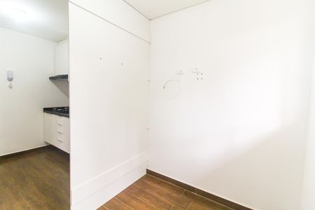 Sala de apartamento para alugar com 2 quartos, 38m² em Itaquera, São Paulo