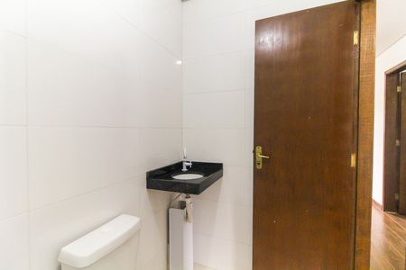 Apartamento para alugar com 38m², 2 quartos e sem vagaBanheiro