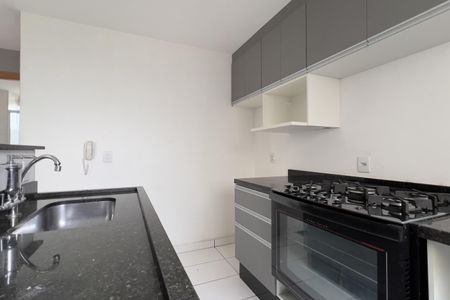 Cozinha e Área de Serviço de apartamento para alugar com 2 quartos, 44m² em Água Chata, Guarulhos