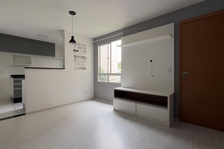 Sala de apartamento para alugar com 2 quartos, 44m² em Água Chata, Guarulhos