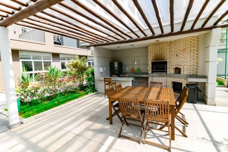 Apartamento para alugar com 46m², 2 quartos e 1 vagaÁrea comum - Churrasqueira