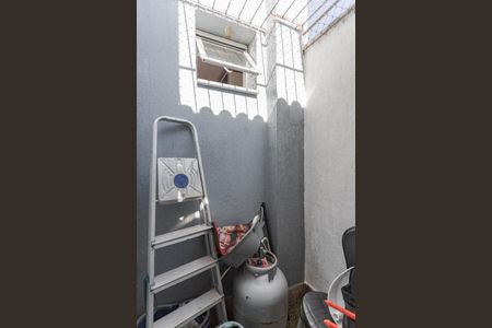 Casa de condomínio à venda com 82m², 2 quartos e 1 vagaÁrea de Serviço