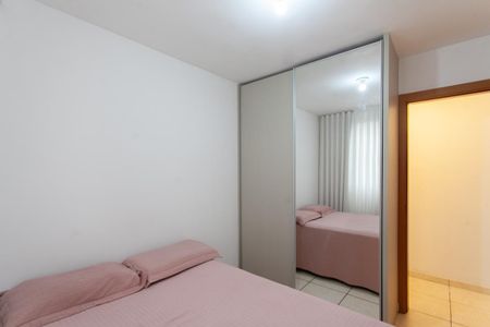 Quarto 2 de apartamento à venda com 2 quartos, 47m² em Conjunto Helena Antipoff, Belo Horizonte