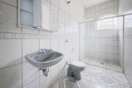 Casa para alugar com 199m², 3 quartos e 1 vaga Casa para alugar com 199m², 3 quartos e 1 vagaBanheiro