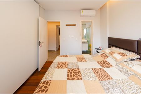 Apartamento à venda com 90m², 3 quartos e 2 vagasSuíte