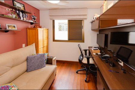 Apartamento à venda com 90m², 3 quartos e 2 vagasQuarto 2