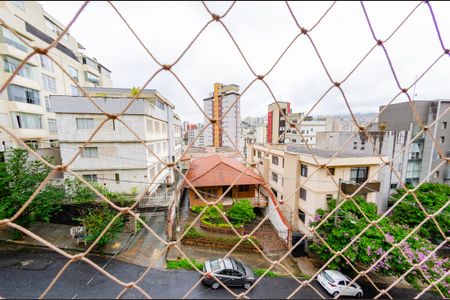 Apartamento à venda com 90m², 3 quartos e 2 vagasVista