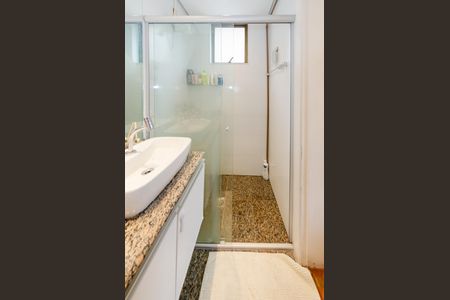 Apartamento à venda com 90m², 3 quartos e 2 vagasBanheiro suíte