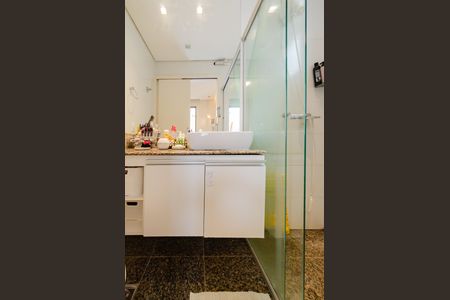 Apartamento à venda com 90m², 3 quartos e 2 vagasBanheiro suíte