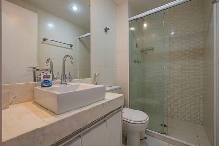 Apartamento para alugar com 66m², 2 quartos e 1 vaga Apartamento para alugar com 66m², 2 quartos e 1 vagaBanheiro Social