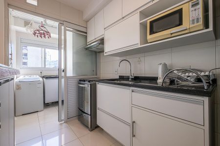 Apartamento para alugar com 66m², 2 quartos e 1 vaga Apartamento para alugar com 66m², 2 quartos e 1 vagaSala/Cozinha