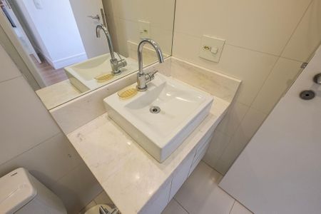 Apartamento para alugar com 66m², 2 quartos e 1 vaga Apartamento para alugar com 66m², 2 quartos e 1 vagaSuíte - Banheiro