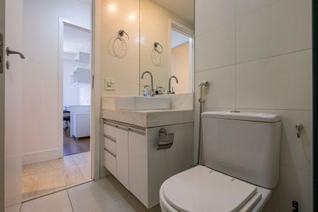 Apartamento para alugar com 66m², 2 quartos e 1 vaga Apartamento para alugar com 66m², 2 quartos e 1 vagaBanheiro Social