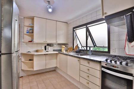 Apartamento à venda com 110m², 3 quartos e 2 vagasCozinha