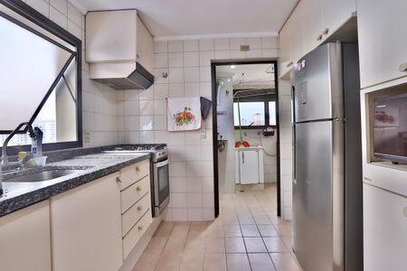 Apartamento à venda com 110m², 3 quartos e 2 vagasCozinha